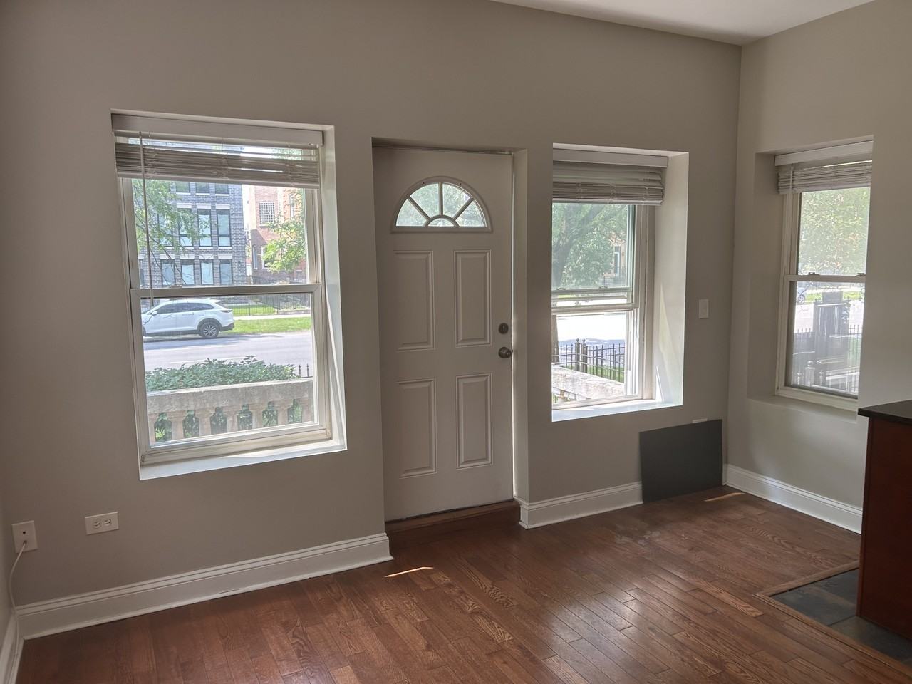 5431 South Michigan Avenue - Photo 4 of 10