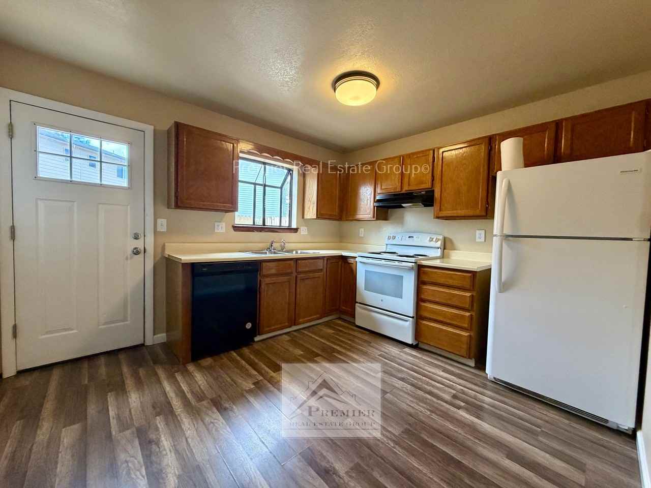2427 Split Rock Drive - Photo 4 of 13