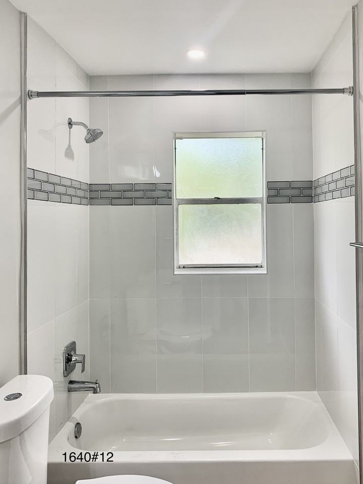 1640 N DIXIE HWY - Photo 7 of 16
