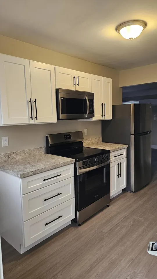 5903 North Wayne - Photo 3 of 27