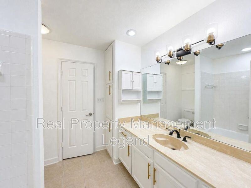 70 Legend Rd - Photo 4 of 36