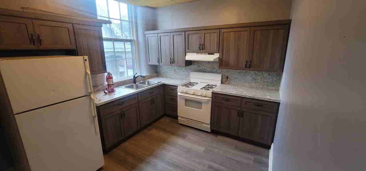 175 East High Street - Photo 4 of 8