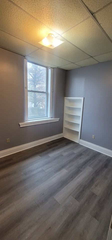 175 East High Street - Photo 7 of 8