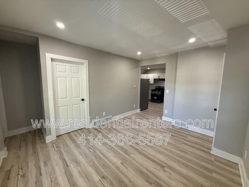 847 S 75th St #LF - Photo 3 of 8