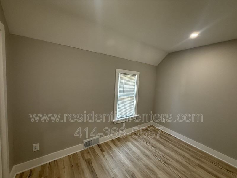 847 S 75th St #LF - Photo 6 of 8