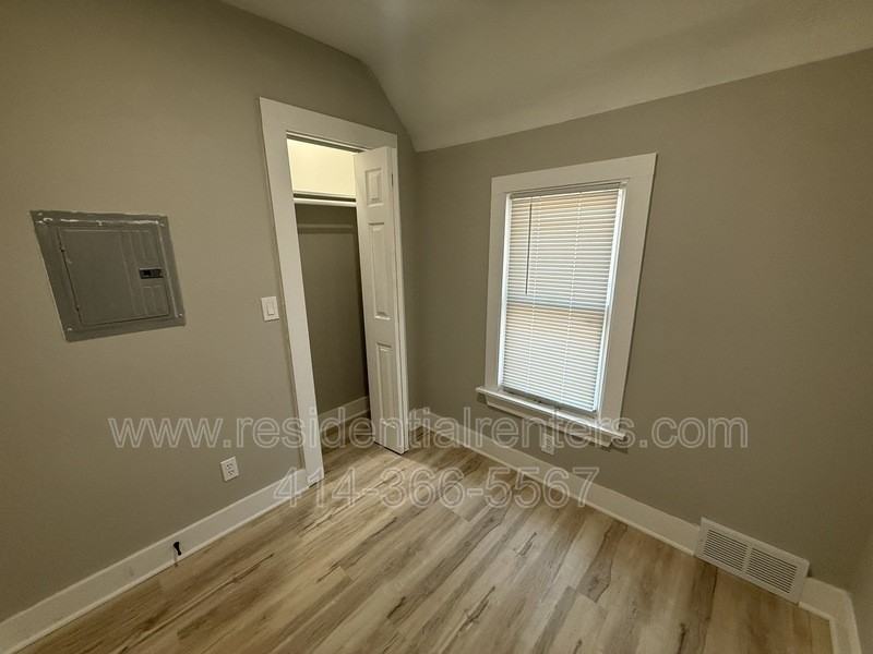 847 S 75th St #LF - Photo 7 of 8
