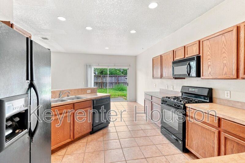 3310 Jib Ct - Photo 7 of 16