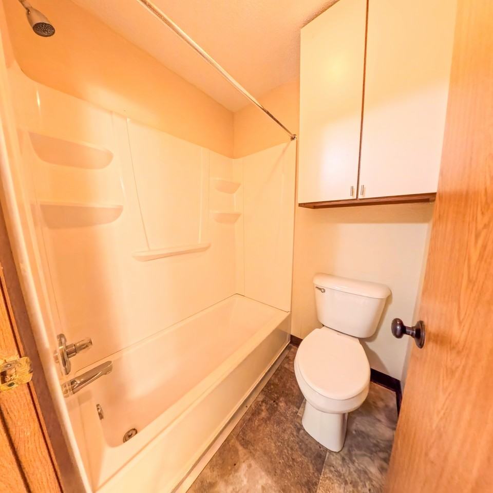 1311 6th Avenue South - Photo 4 of 18