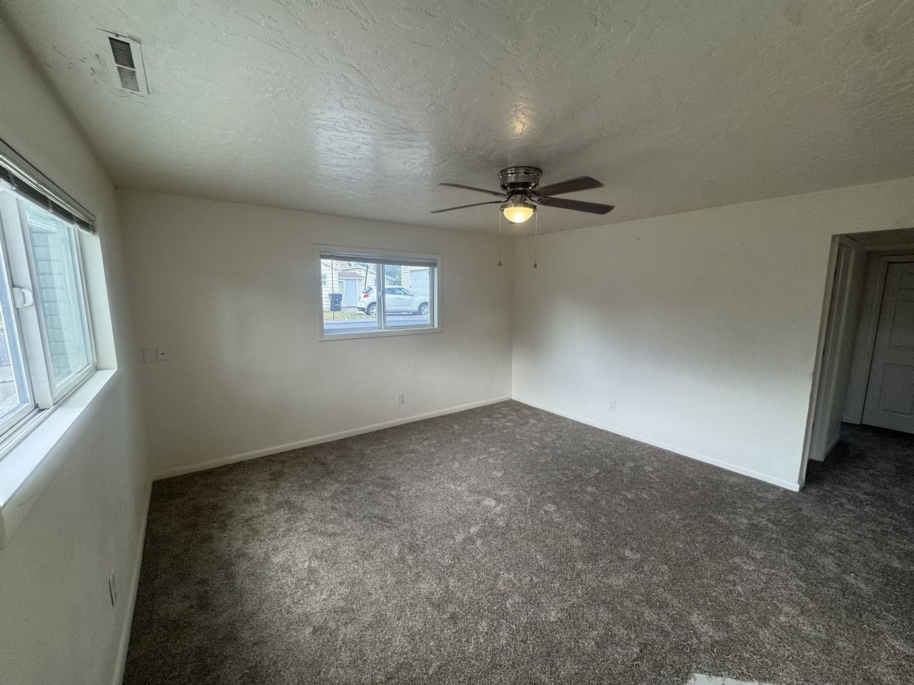 125 East 400 North - Photo 6 of 8
