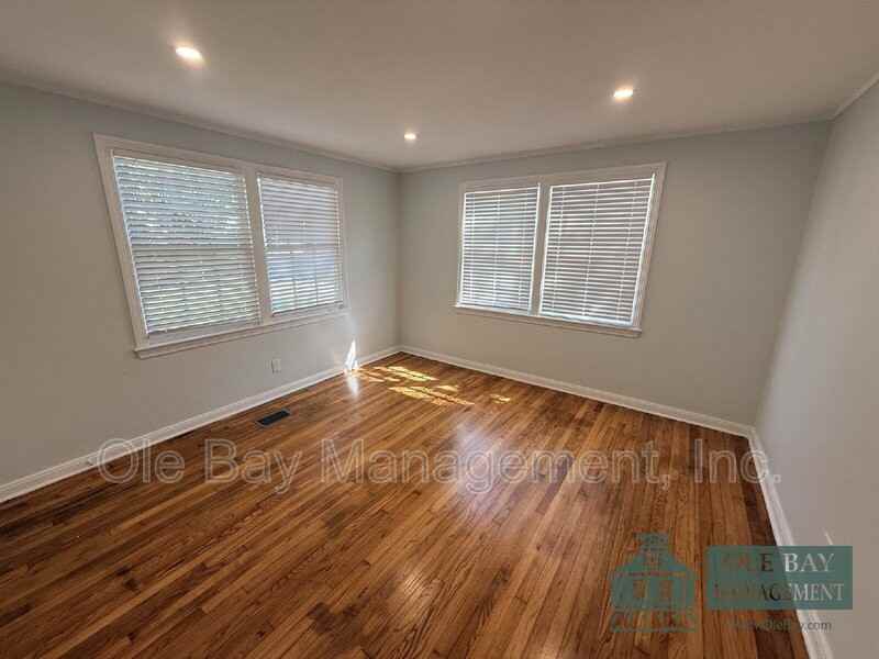 1808 New Hamilton St - Photo 7 of 8