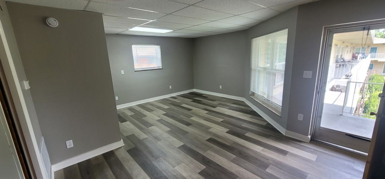 4215 S. Churchway - Photo 4 of 10