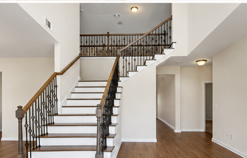 125 Grimsby Rd - Photo 5 of 45