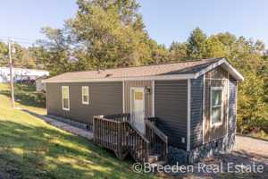 featured image of 1760 Peaceful Ln