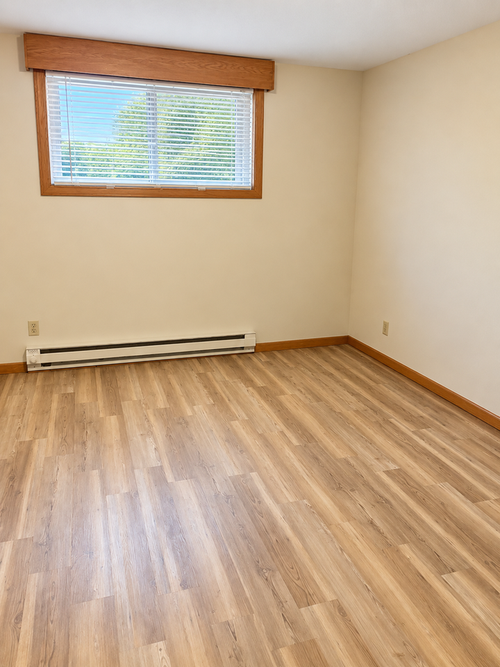 81.00 - 506 2nd Street - Photo 5 of 10