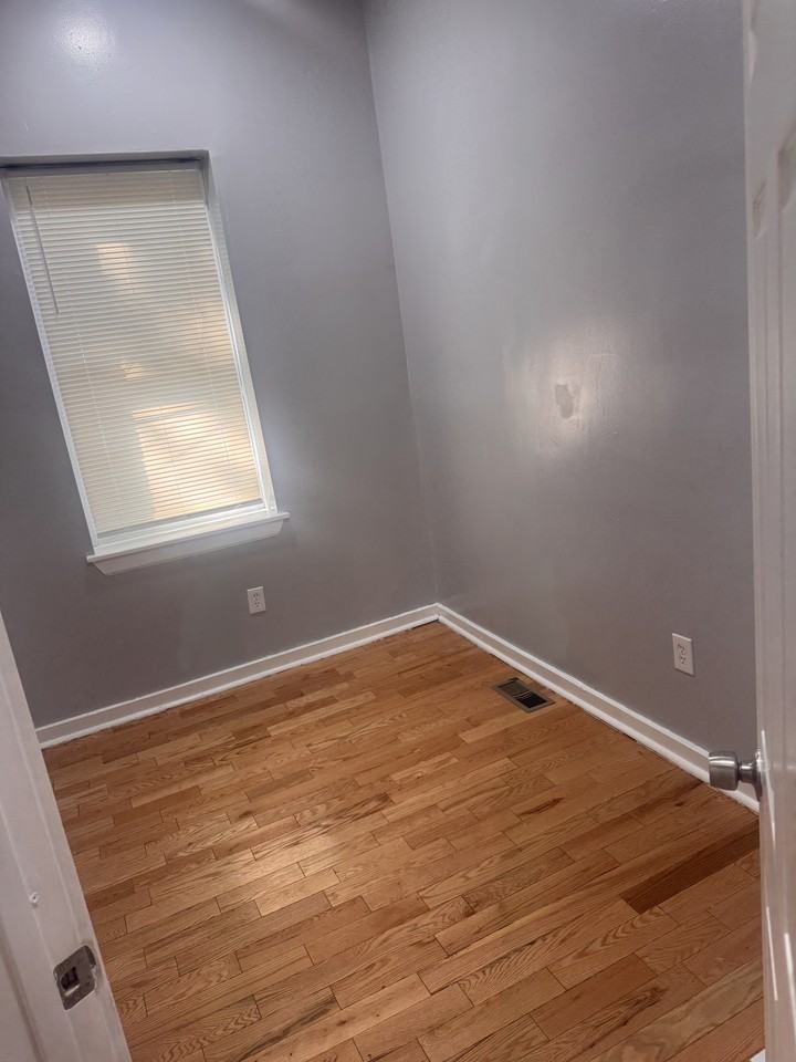 84 Dewitt Street - Photo 3 of 6