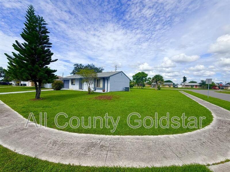 6618 Kenwood Dr - Photo 2 of 14