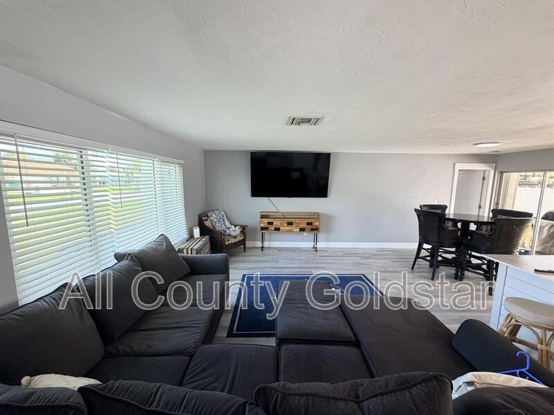 4502 Wynkoop Cir - Photo 4 of 17