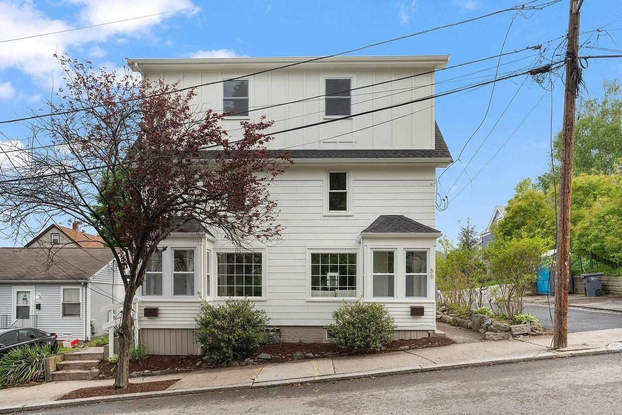 54 Grand View Street - Photo 2 of 12