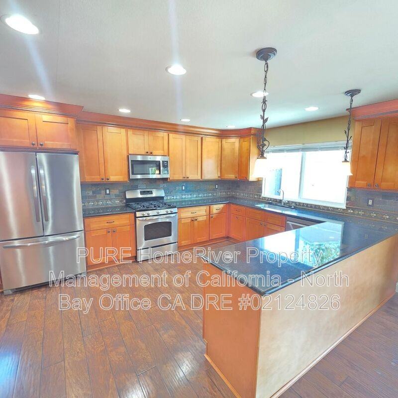 1640 Jeffrey Dr - Photo 3 of 16