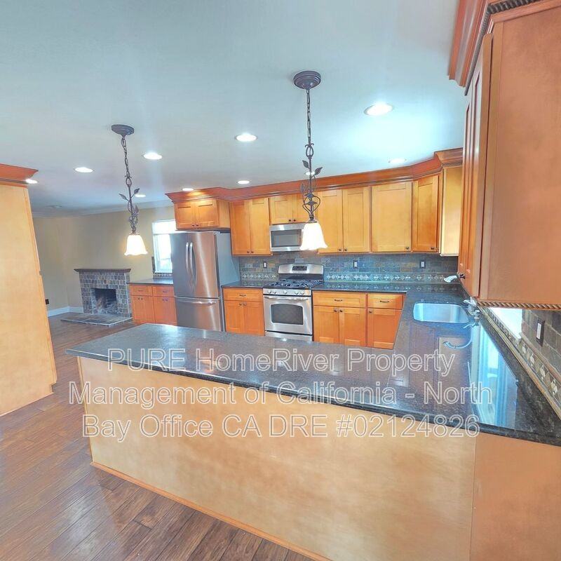 1640 Jeffrey Dr - Photo 4 of 16