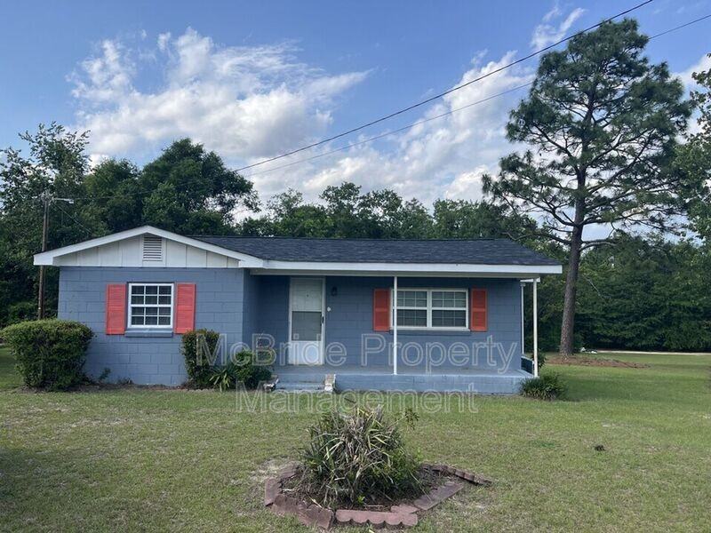 1077 Williston Rd - Photo 2 of 13