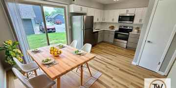 featured image of 823 N Cherry St #2