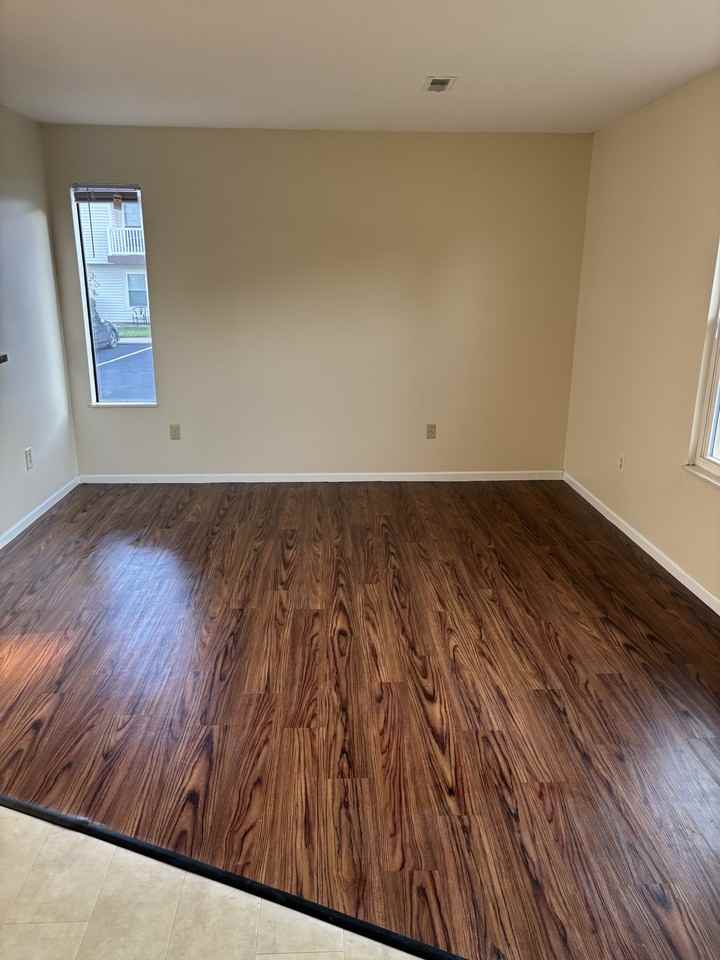 1503 Whitehall - Photo 3 of 7