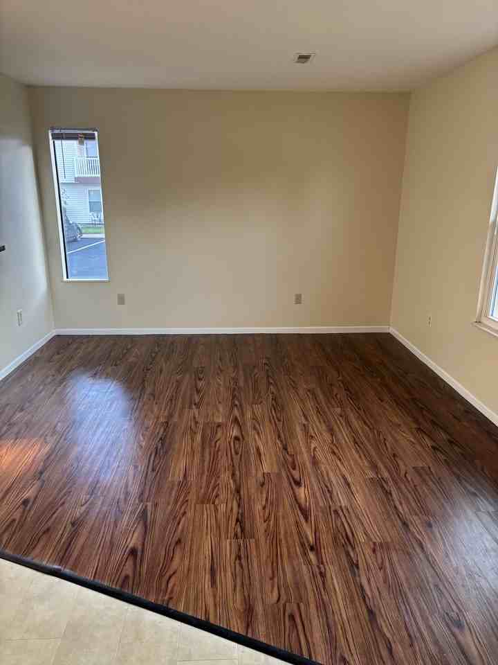 1519 Whitehall - Photo 3 of 7