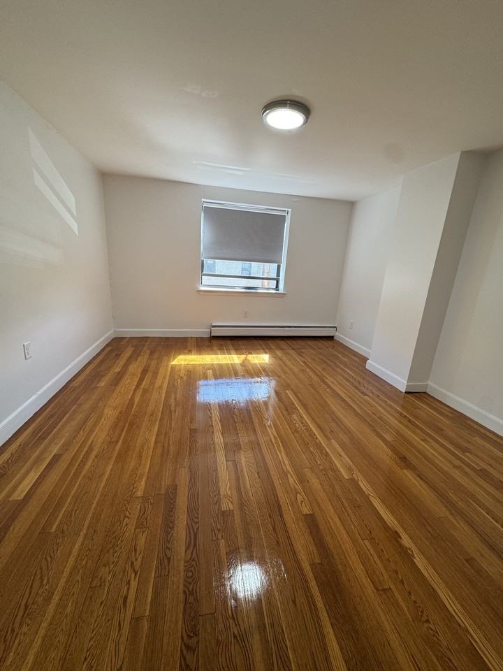 50 Harvard Ave #4 - Photo 3 of 5