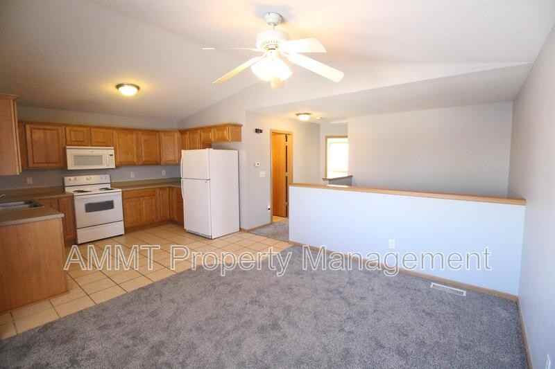 70 Florida Ave Sw - Photo 3 of 21