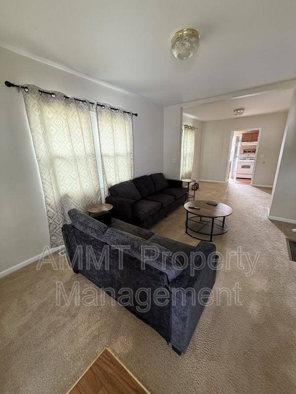 1204 8th St Nw - Photo 4 of 18