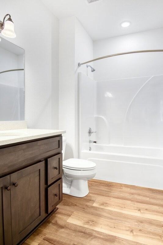 5204 Reserve Blvd - Photo 4 of 6