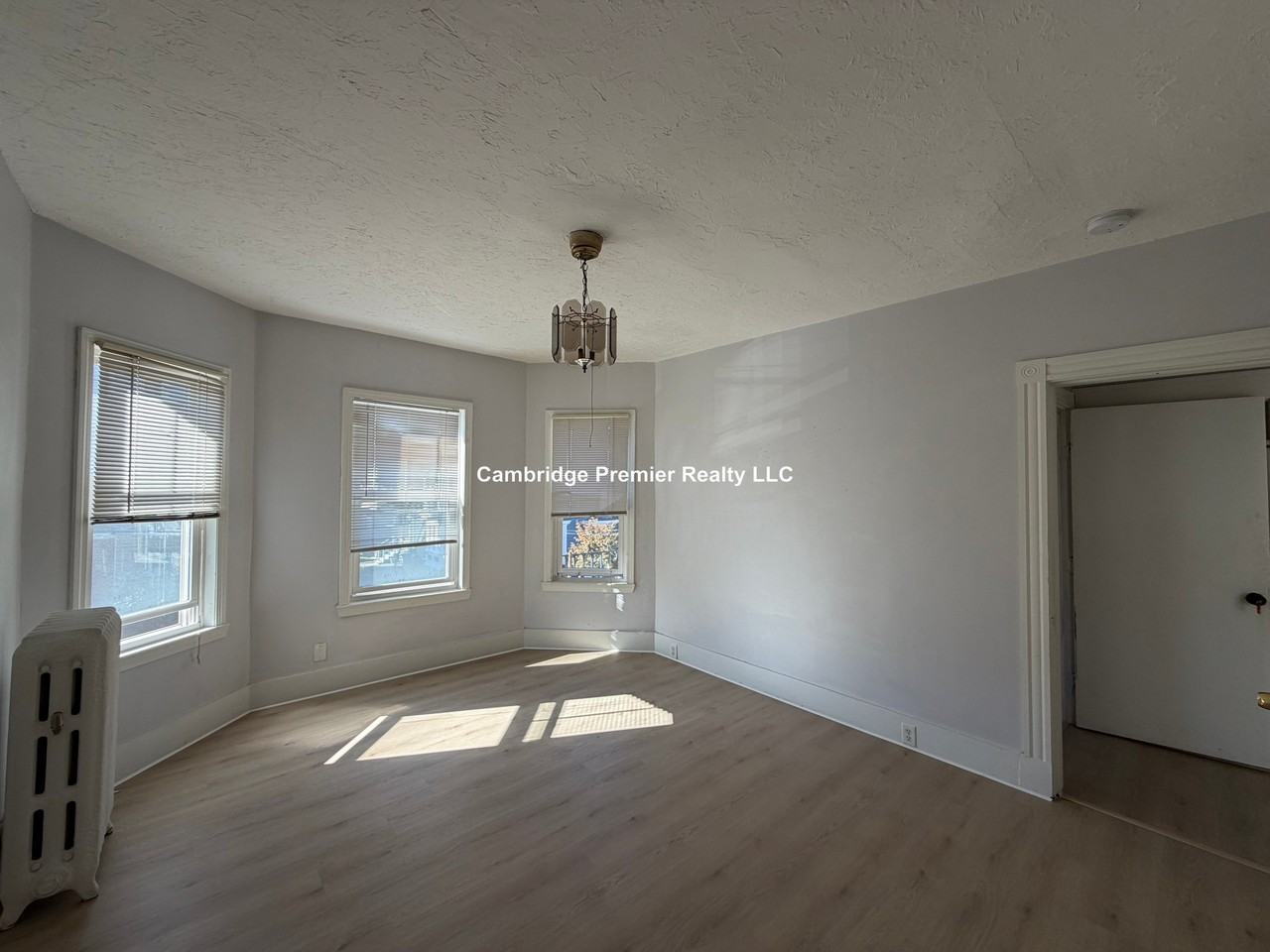 Everett Ave #2 - Photo 5 of 24