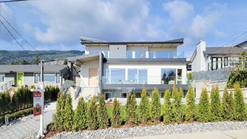 featured image of 2141 Jefferson Avenue #C