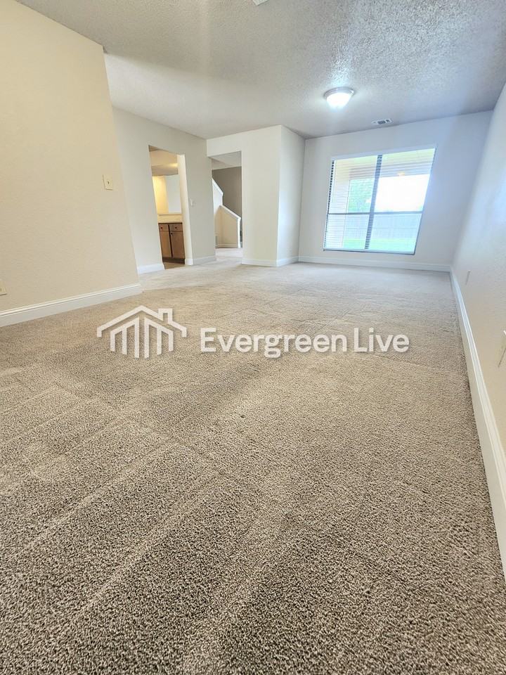 2130 Pojoaque Ct - Photo 3 of 22