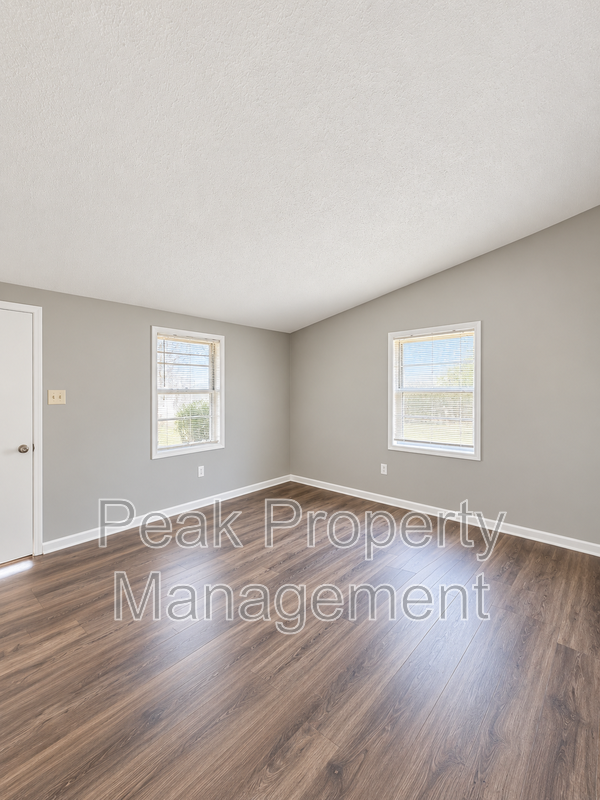 3263 Sweet Springs Dr - Photo 5 of 15