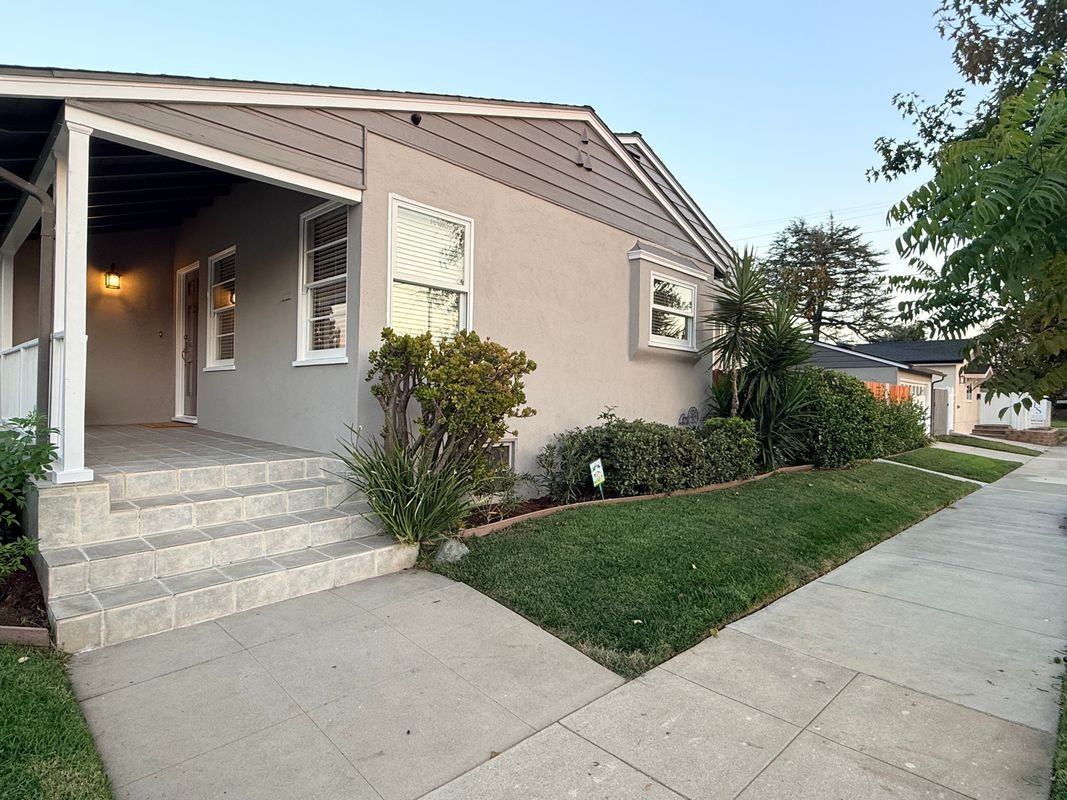 744 Arden Ave - Photo 3 of 28