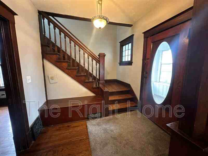 1518 S 25th St - Photo 2 of 16