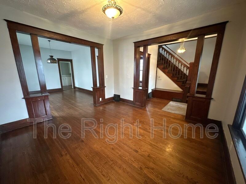 1518 S 25th St - Photo 3 of 16