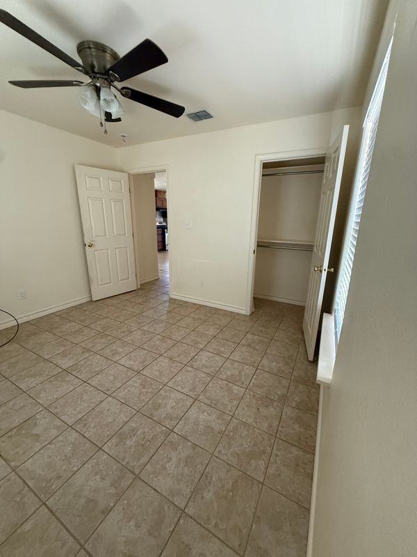 1302 Tyler Ave - Photo 6 of 14