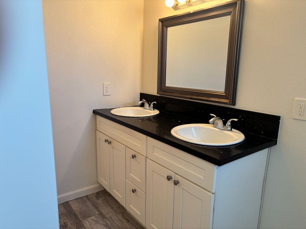 42405 45th St W - Photo 3 of 7
