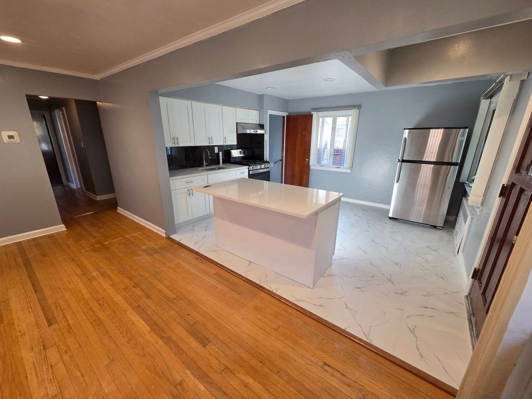26208 80th Ave - Photo 3 of 5