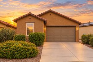 featured image of 9052 E Pantano Bluff Dr