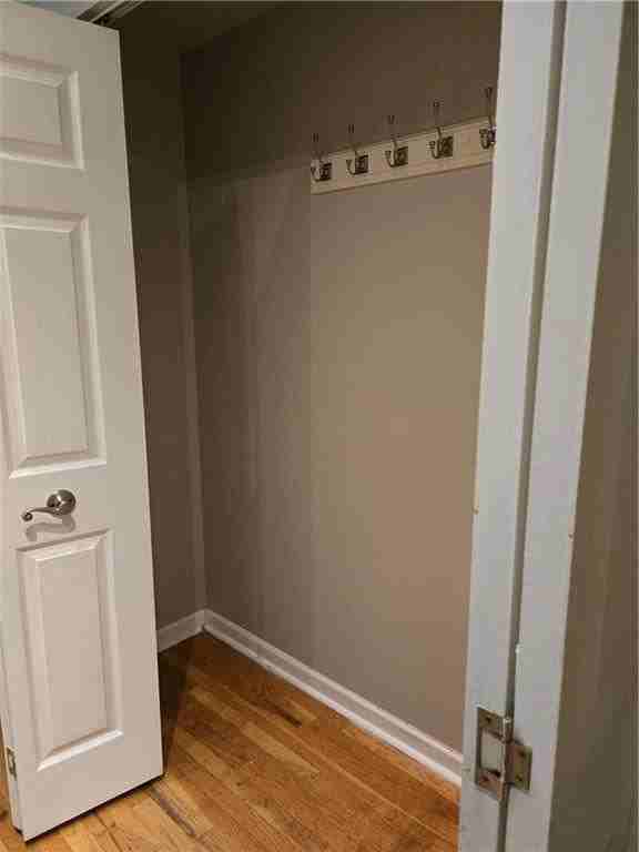 317 8th St Ne ##3 - Photo 4 of 20