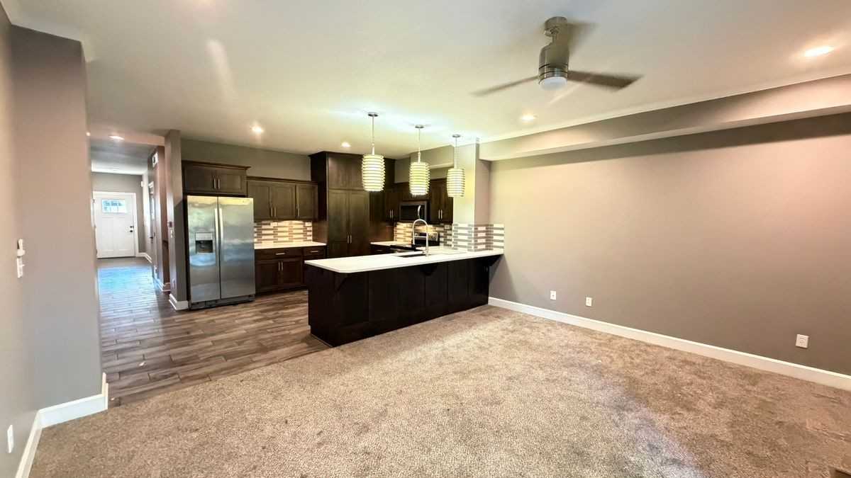 5915 N London Ave - Photo 3 of 15