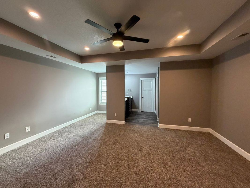 5915 N London Ave - Photo 5 of 15