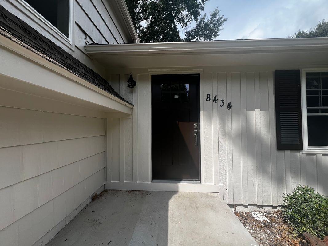 8434 Beverly Dr - Photo 2 of 19