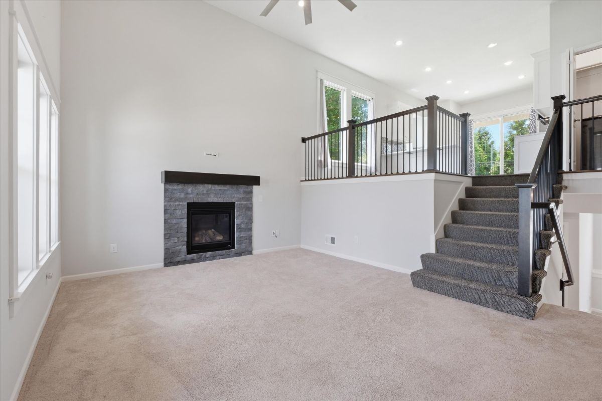 8278 Primrose St - Photo 2 of 20