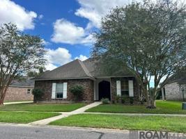 featured image of 1325 Springlake Dr