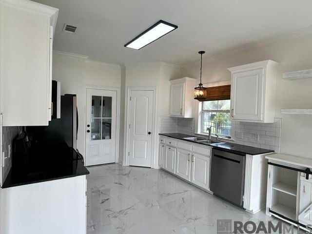 1325 Springlake Dr - Photo 7 of 23